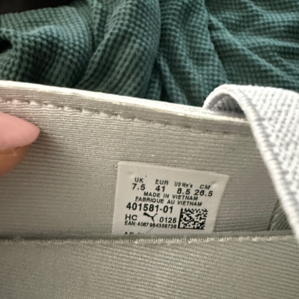 Puma Silver and White Ballet Flats with Elastic Straps - Picture 8 of 10